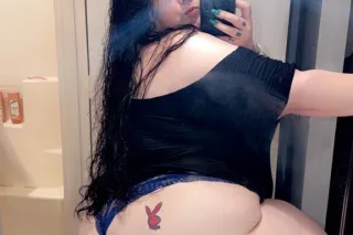 Hispanic BBW Bombshell💗Cum See Me💦 photo 5