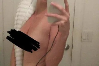 kiss kiss 😉🫠😻💋❤️🌋👅🍓😘❤‍🔥😍🤯😼💦🤫😋 photo 6