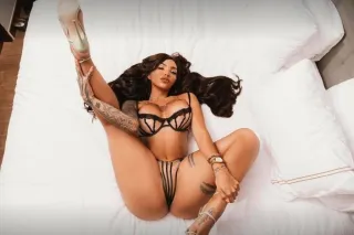 latina bombshell very sweet photo 6