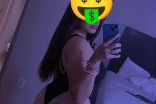 CUM C WHAT IM ALL ABOUT photo 2