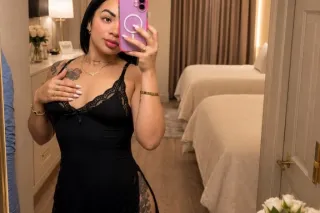 sexy latina 🍑 photo 5