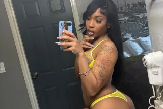 💋 Pretty, Playful & Ready to Play 😘