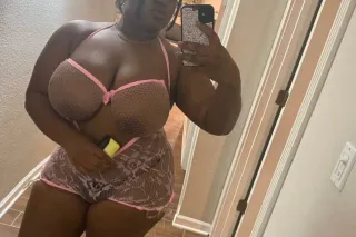 TIGHT YOUNG EBONY 💦Hey Handsomes it’s coco 🍪🍦BACK IN TOWN📍‼Ready to satisfy your needs 😏 photo 3