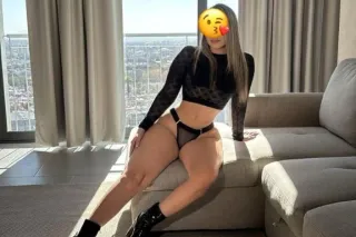 Girl new available 24-7 latina