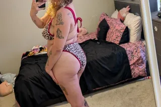 ✨ Light-Skinned Caramel Cutie 🍯 - New Pics📸🥵 photo 12
