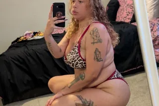 ✨ Light-Skinned Caramel Cutie 🍯 - New Pics📸🥵 photo 2