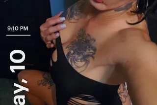Italian woman do it best photo 2