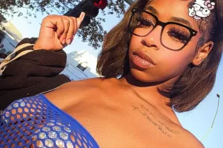 sweet and petite photo 4