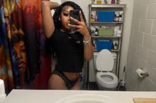 Here To Fulfill Your Fantasy's 🙈💦