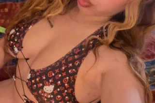 4'11 tiny Asian Beauty Upscale & Rare ❗🥰😘🤤💦