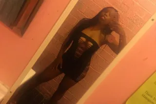 Visting Town catch me while you can your new favorite Brownskin Baby❣😜 photo 4