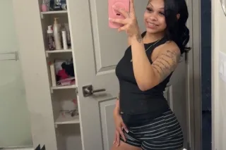 🙂 COME HAVE FUN 😊ONLY HERE TILL SATURDAY NIGHT 😌AVAILBLE FOR INCALL🏠 CARDATES 🚗 OUTCALLS 🌟