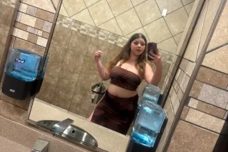 BACK IN TOWN photo 6
