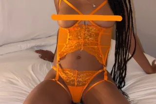 Petite redbone photo 2