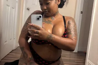 leaving soon REAL SexY RED ✨❤ photo 3