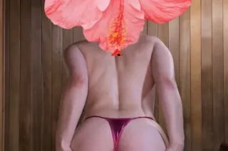 🌺Tiny pink bikini, we should get freaky🌺