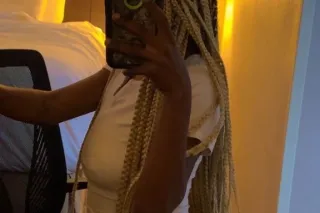 4"8 Melanin Waterpark 😌🙈 Pretty Phat 😻 AVALIABLE NOW photo 2