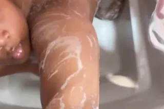 desire💦 available for an hour