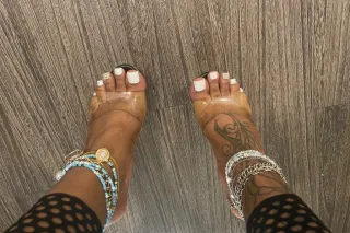 Come spend time with a Goddess photo 4