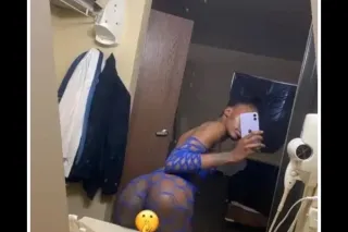QV today !! PETITE & WET 🥵🥵 photo 3
