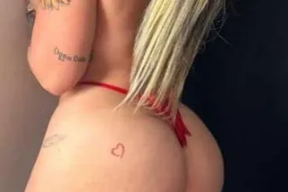 Mia