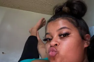 im back ‼ with the warm wet tight pussy 😩 photo 9