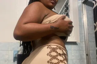 🔥Your #1 Independent Service Provider 😻Uptown Baddie🏽Thick and Curvy 🍑$55 Deposit Must For All Appoitments🤩 Available for In/OutCall Also Car date 🤩 photo 3