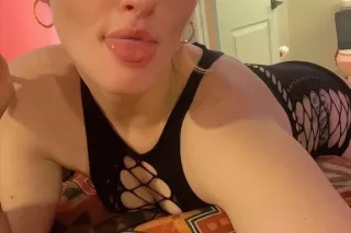 OUTCALL INCALLS AVAILABLE RIGHT NOW photo 2