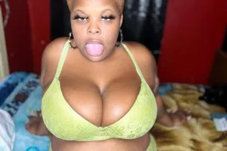 Rain Makes Me Cum!!!!😍🌹3 Hole BBW