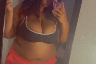 BBW LOVERS photo 2