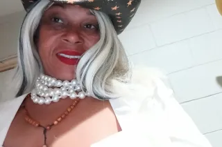 Hello Gentleman it's Holiday season