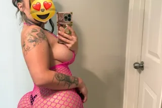 Hey handsome! I'm new to this site and available 24/7 to give you an exclusive, discreet, and unforgettable experience.😈😍