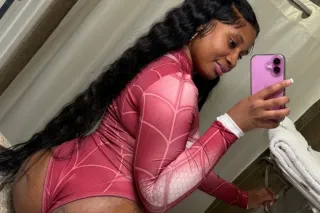 😋😋Petite BOMBSHELL🔥💣If you're looking. for a Tight pussy✅Ready to please you. Work 24/7.🥰 photo 5