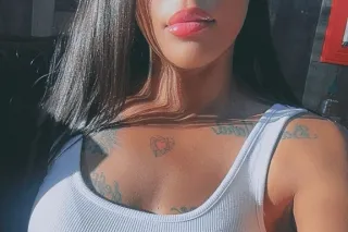 100% Hottie photo 4