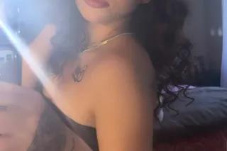 ✨Hey baby ready for a good time✨💋