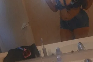 ʜʜʀ ꜱᴘᴇᴄɪᴀʟ 🌹... 💋 Time's Ticking... Catch Me While You Can .. 🤭😉 photo 3