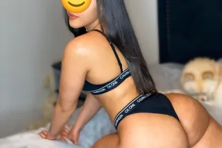 🤩Hot Latina Bombshell – Available Now😘 photo 2