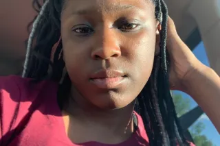 Brown skin. Im 5'4 photo 3