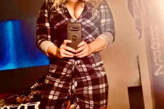 💕Hosting Downtown! Blonde🔥MILF! photo 3