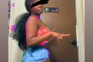 YOUNG & TIGHT😩READY TO BE SLUTTED & POUNDED💦🍆INCALLS MAYWOOD & SURROUNDING AREAS💋😋 photo 2