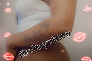 AVAILABLE NOW💞Its Buss It Open $unday SPECIALS With Bleu
