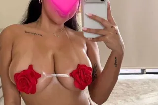 Elegance and Fire 💦🤤 Secrets Only We Know 👌🏻🍑💞💞 🔥🎀🍒🌸😚