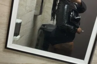 special going hmu 🙂‍↔😘 photo 6