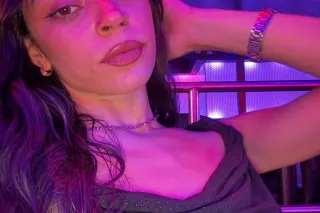 Selena Aquafina AVAILABLE FOR OUTCALL FT & CONTENT MESSAGE 4 info ask about appointments for massage.😉 !!! photo 3
