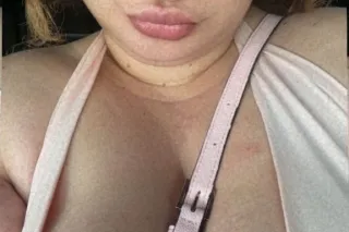 huge boobs green eyes