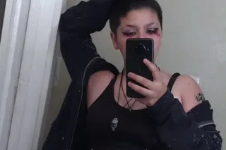 thick teen looking to have fun😋❤ photo 11