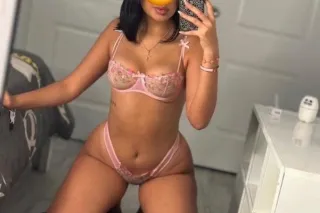 😍👅🥰I'm real ok I'm available daddy Amor esta rica chimbita esta disponible para ti a ru gusto solo ven a pasarla bien 😍🫦😍