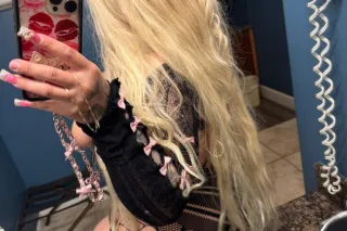 REAL TIGHT PUSSY 😍💦 THICK BIG ASS PIERCED TITTIES 👅 INCALLS OUTCALLS AVAILABLE 24/7 💕 photo 9