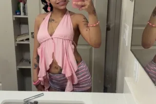 🙂 COME HAVE FUN 😊ONLY HERE UNTILL THE MORNING 😌AVAILBLE FOR INCALL🏠 CARDATES 🚗 OUTCALLS 🌟