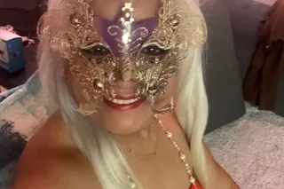 Roxy Brown photo 11